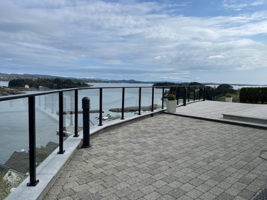 FrS II glassrekkverk 20